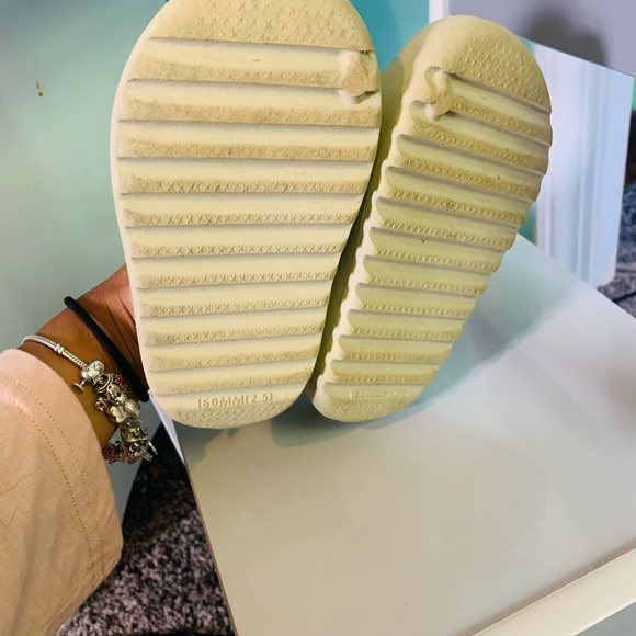 “Inspired” Yeezy sandals - Picture 2 of 2